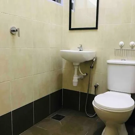 Sarang Homestay - Landed House With 3 Bed Rooms Ipoh Exterior photo
